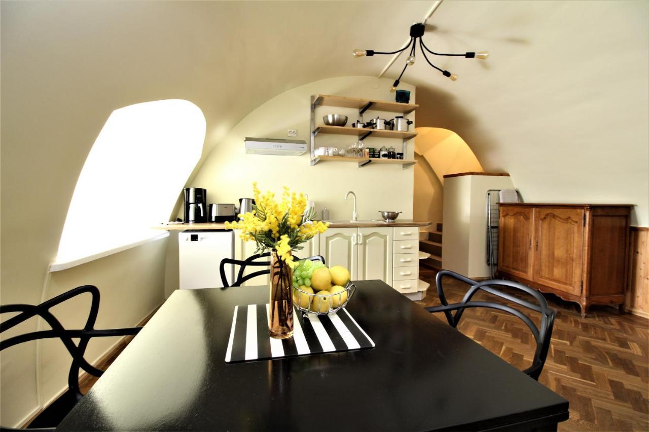 Tallinn City Apartments Kohtu Residence מראה חיצוני תמונה
